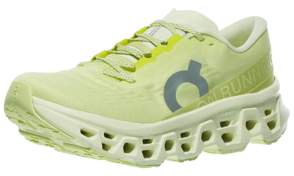 On Cloudmonster 3 running  limelight