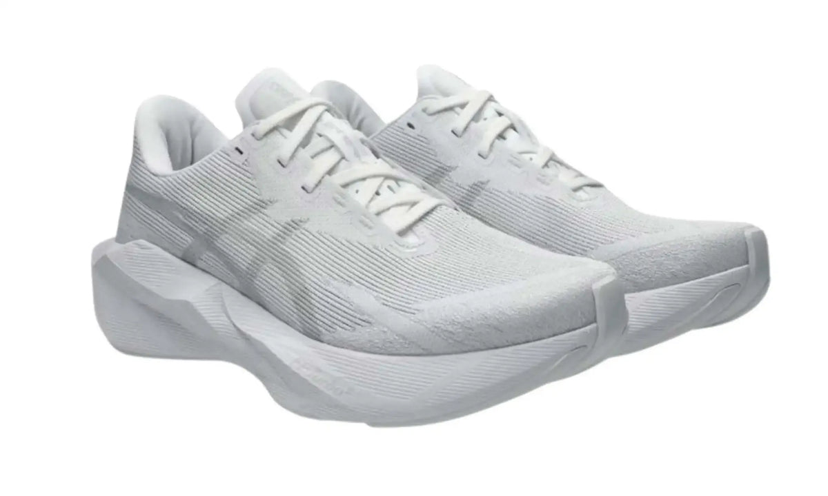 ASICS NOVABLAST 6 White/White sneakers, front three-quarter view
