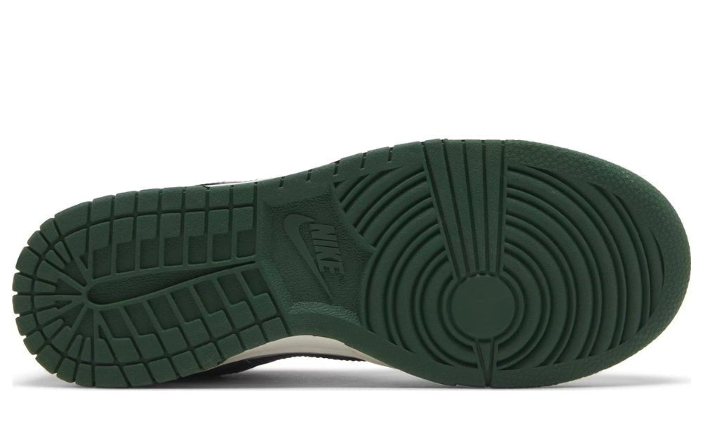 Timeless Nike Dunk Low sneakers, perfect for UAE streetwear. Shop now! - Global Choice UAE