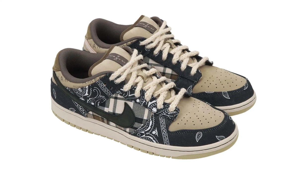 Nike x Travis Scott SB Dunk Low