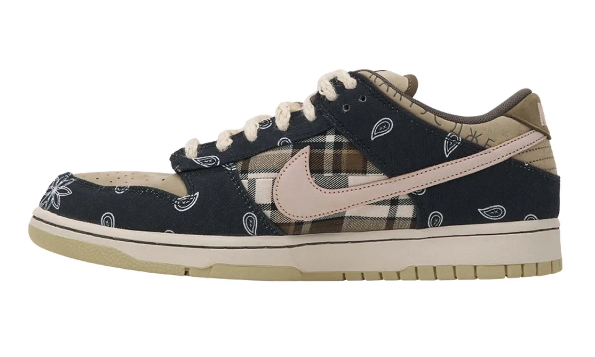 Nike x Travis Scott SB Dunk Low