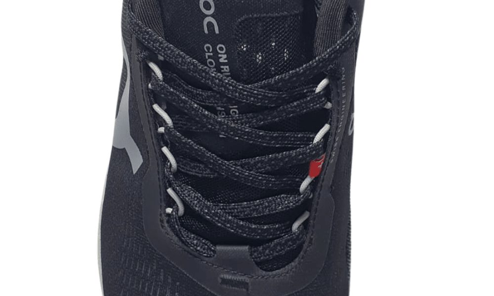 Product Name UAE + sneakers/shoes + color