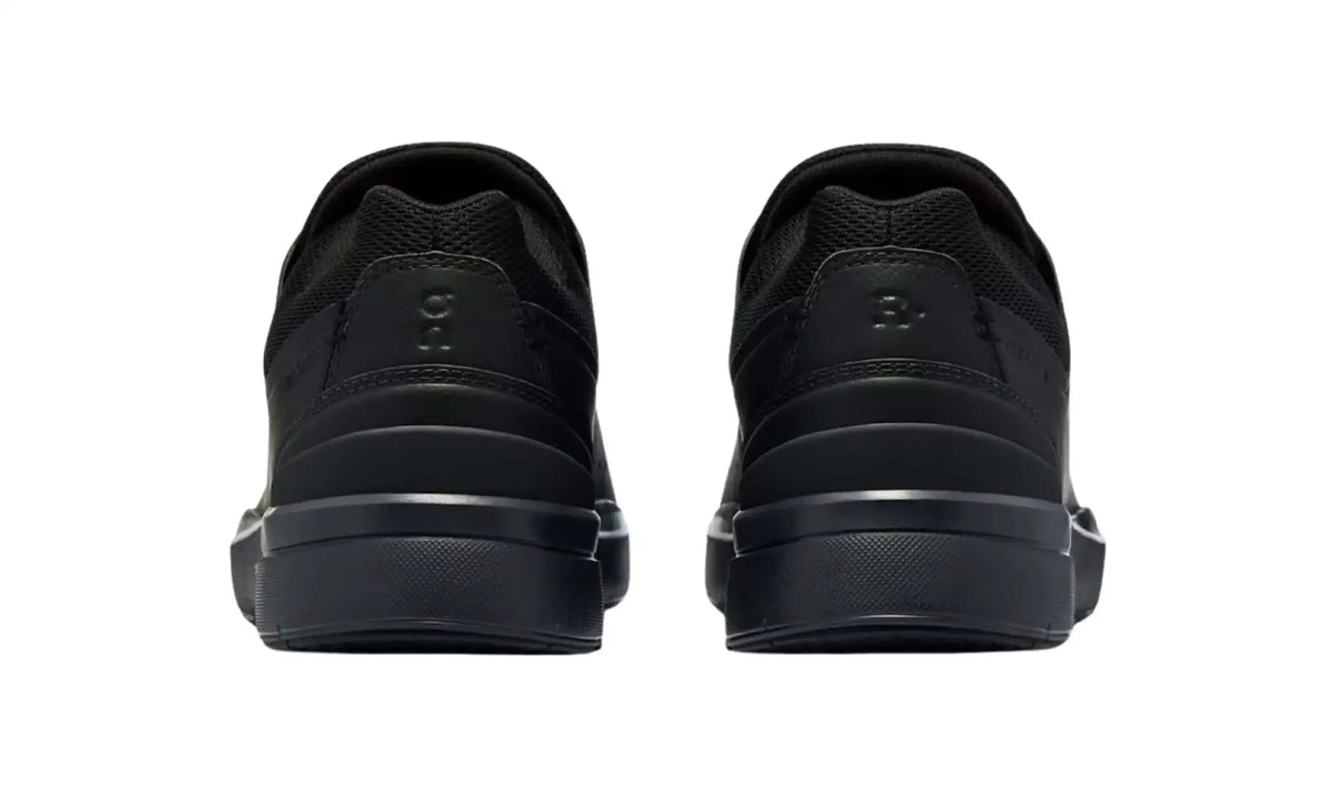 On THE ROGER Advantage All Black sneaker – product view 3