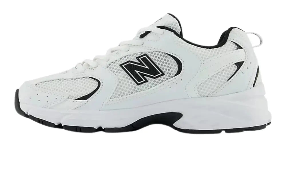 Best Walking Shoes UAE: Stylish Sneakers for Comfortable Steps - Global Choice UAE